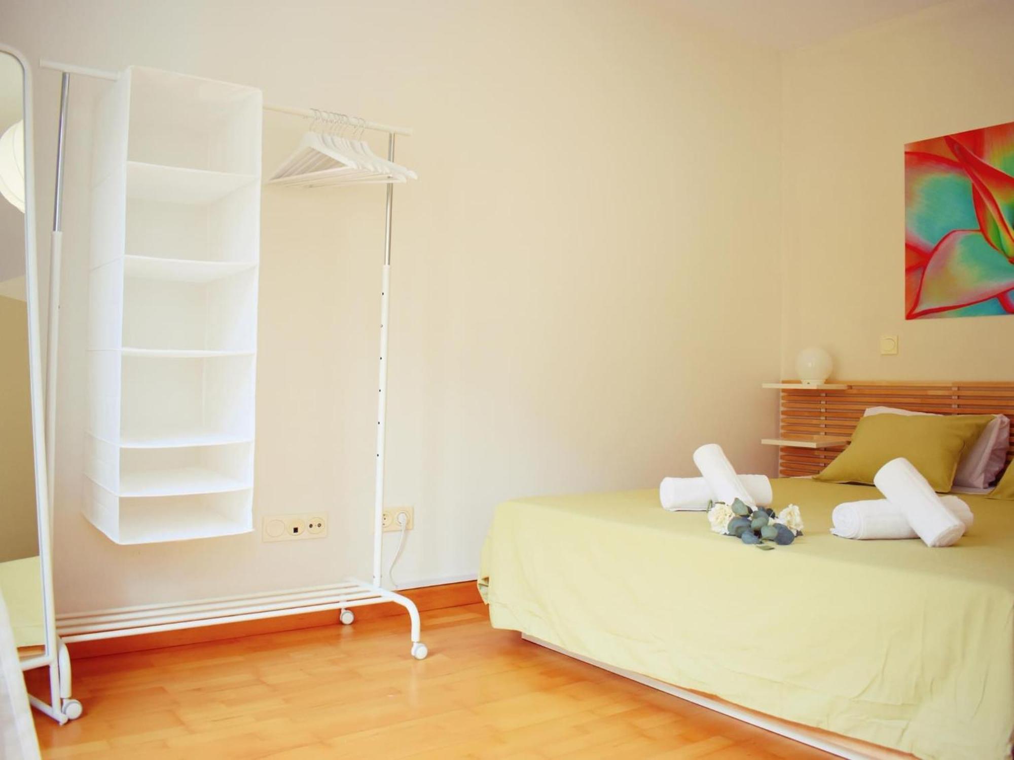 Cozy Apatment Just 10 Mins From The City Centre Malaga Exterior photo